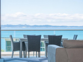 Villa 3 Luxe Coastal Escape